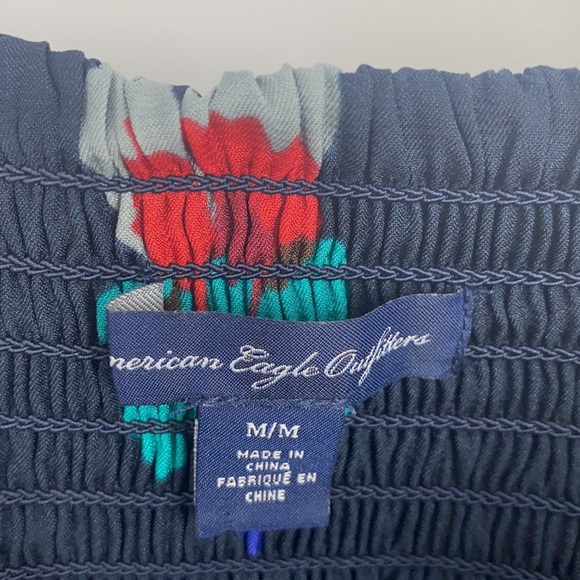 American Eagle Women's Blue & Red Floral Print Tank Top Adjustable size Medium - Picture 5 of 8